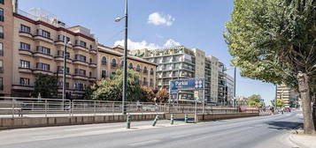 Piso en avenida De Andaluces, Pajaritos - Plaza de Toros, Granada