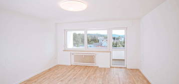 Schöne und helle 3,5 Zimmer Wohnung mit Balkon in Aalen Wasseralfingen