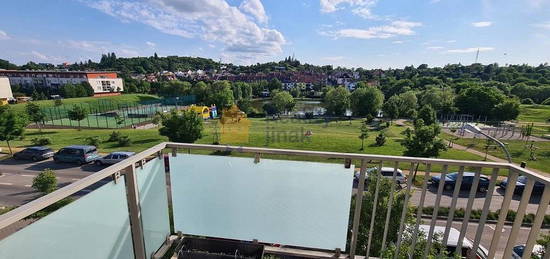 Pronájem cihlového bytu 2+kk, 56 m2, balkon, garáž, ul. V Újezdech, Brno - Medlánky