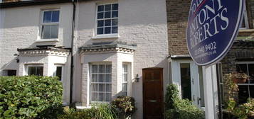 2 bed terraced house to rent