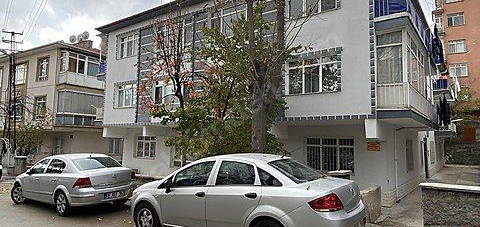 GÖKÇEN SOKAKTA 2+1 KİRALIK DAİRE