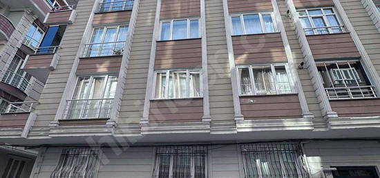 BULUT DURAĞI CADDEYE YAKIN 2+1 SATILIK DAİRE