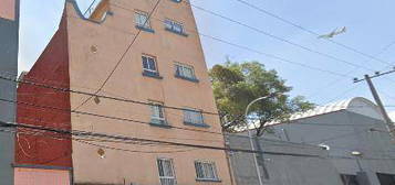 Departamento en  Sevilla , Venustiano Carranza , en Remate