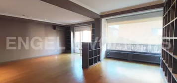 Apartamento en Carrer de Jacinto Benavente