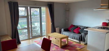 2 bed flat to rent