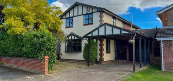 5 bedroom detached house for sale