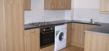 Flat to rent in Shenley Road, Borehamwood WD6