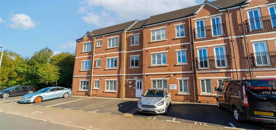 Flat for sale in Rea Road, Northfield, Birmingham B31