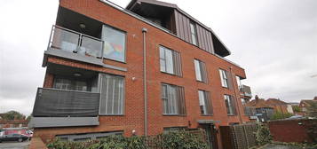 Flat to rent in Marlowe Place, Dover Street, Canterbury CT1