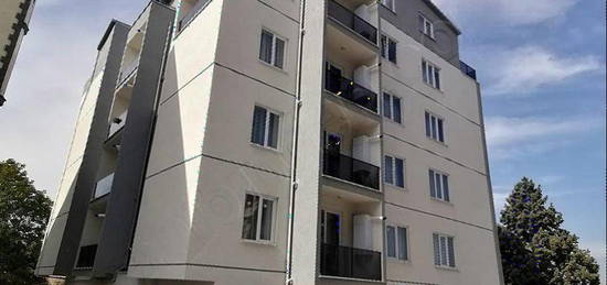 BATRK GAYRMENKUL'DEN AKDENZ 12 APARTMANI 2+1 SATILIK DARE