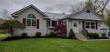 4470 Shimerville Rd, Clarence, NY 14031