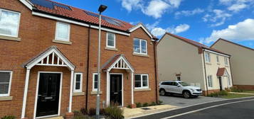 3 bedroom semi-detached house