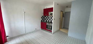 Location appartement 1 pièce 18 m²