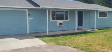 618 2nd St NW, Fruitland, ID 83619