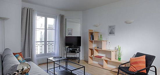 QUARTIER  VICTOR HUGO- PLACE DE MEXICO-Appartement Paris 16-2 pièce(s) 50.74 m2