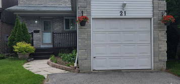 21 TRAWLEY CRESCENT, Ajax (Central), Ontario