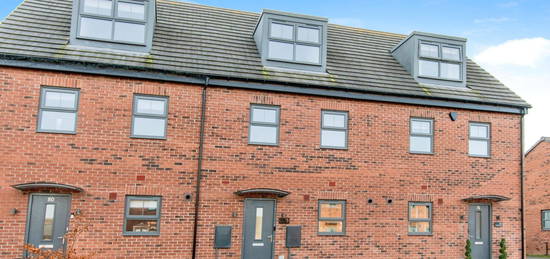 3 bed terraced house for sale