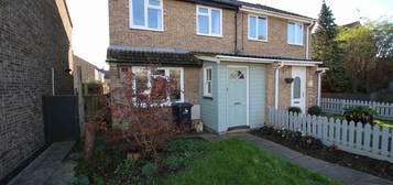 3 bed semi-detached house to rent