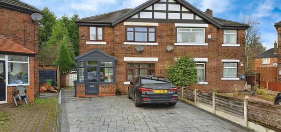 4 bedroom semi-detached house for sale