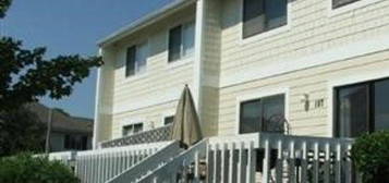 107 Driftwood Ct, Wrightsville Beach, NC 28480