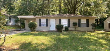 2854 Mango Cir NW, Atlanta, GA 30318