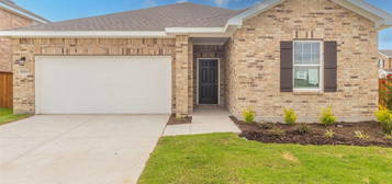 1888 Everglades Dr, Forney, TX 75126