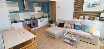 Flat to rent in Henrietta Street, Kingsdown, Bristol BS2