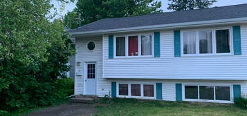 50 7th St #48, Moncton, NB E1E 3G4