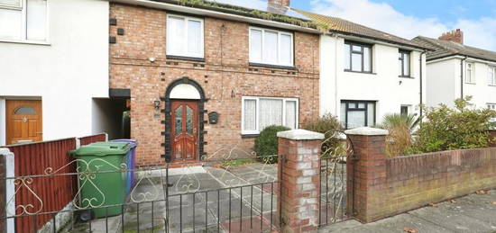 3 bedroom terraced house for sale