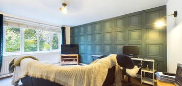 Flat for sale in Baildon Wood Court, Baildon, Shipley BD17