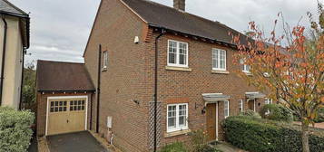 3 bedroom semi-detached house