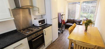 3 bed shared accommodation to rent