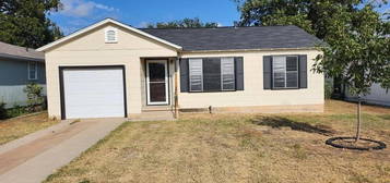 2304 North St, San Angelo, TX 76901