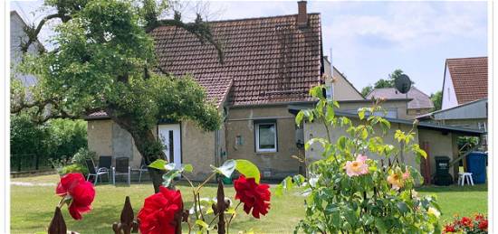 Wohnen im schönen Lindow:  kleines Einfamilienhaus mit Garten