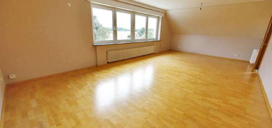 Helle Wohnung - drei Zimmer Küche Bad - am Rand von Bielefeld