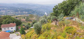 Moradia em ruína na vila do Soajo, Arcos de Valdevez!