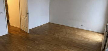 Location appartement 1 pièce 38 m²