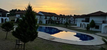 Manavgat taal'da maliyetine satlk site iinde 3+1 havuzlu daire