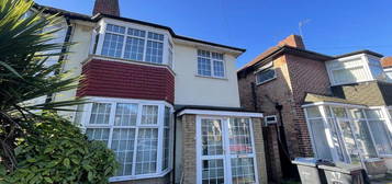 3 bedroom semi-detached house