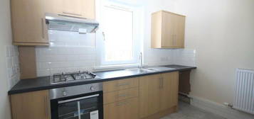 3 bedroom maisonette