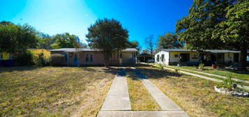 348 Tomrob Dr, San Antonio, TX 78220