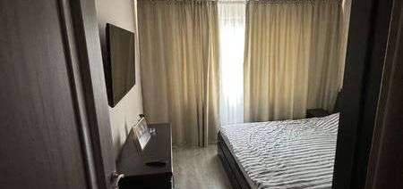 Inchiriez apartament 3 camere str.Rodnei, persoana fizica