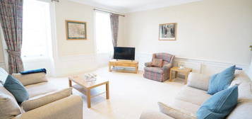 3 bed flat to rent