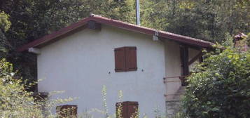 Casa di paese in vendita in borgo Pitagora, 20