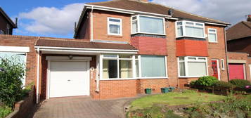 3 bed semi-detached house for sale