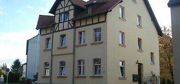 2-Zimmer-Altbau-Wohnung mit Balkon