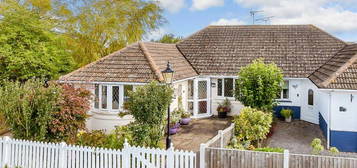 2 bedroom semi-detached bungalow for sale