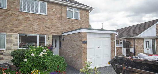 3 bedroom semi-detached house