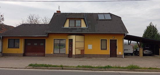 Dům, 100 m², Vnorovy, 696 61