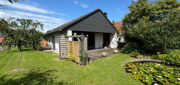 Bungalow in Feldrandlage mit Garage und gepflegtem Grundstück in Sprenge zu verkaufen